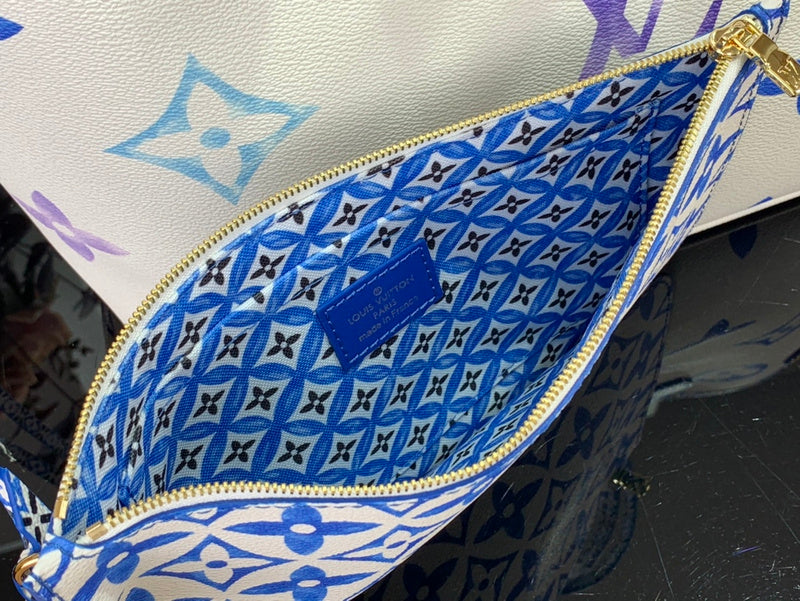 LOV - Luxurious Totes - 093