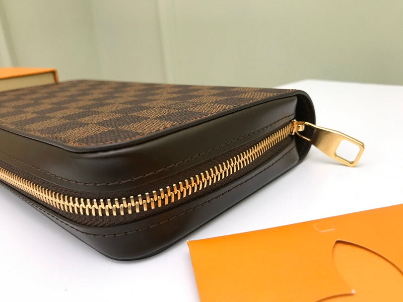 Luxurious Totes - Latest - 756