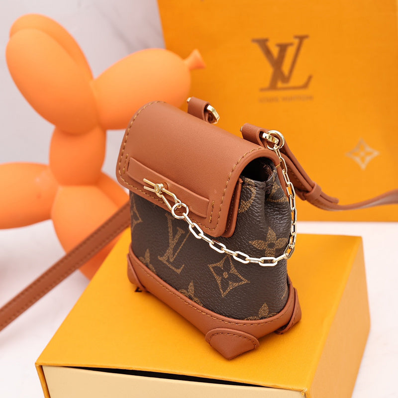 LOV - Luxurious Totes - 2080