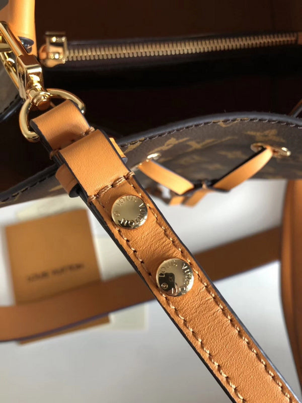 Luxurious Totes - Latest - 9750