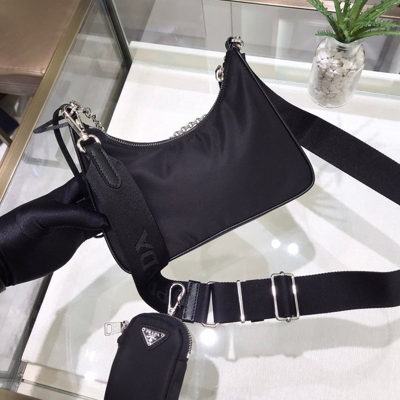 PDA - Luxurious Totes - 033