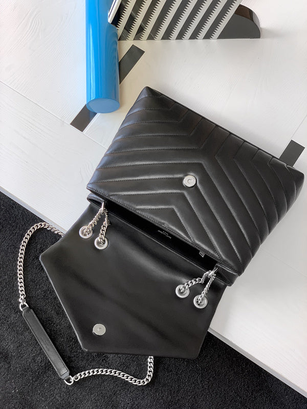 Luxurious Totes - Latest - 8570
