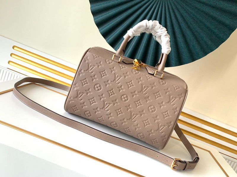 Luxurious Totes - Latest - 9681
