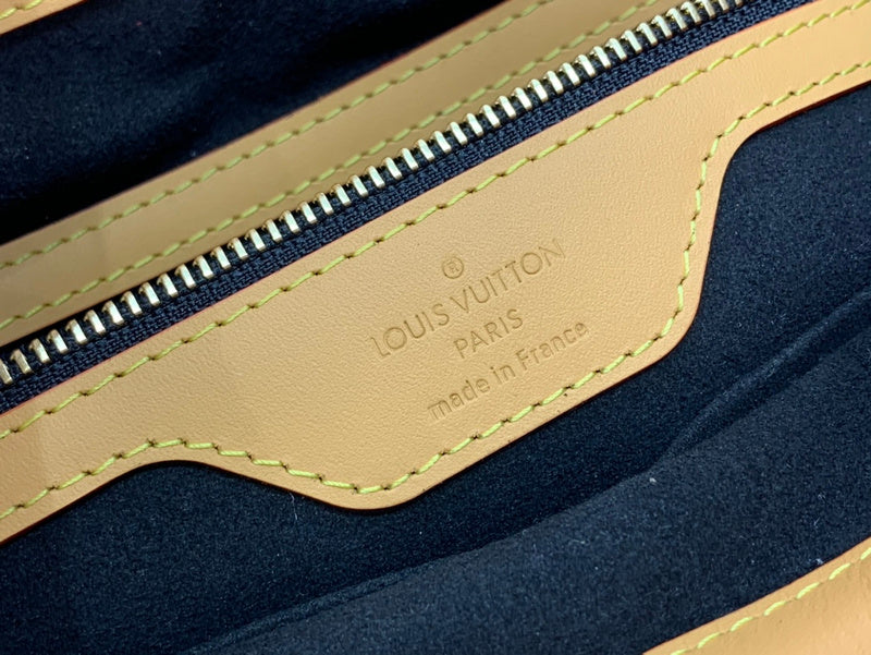 LOV - Luxurious Totes - 100