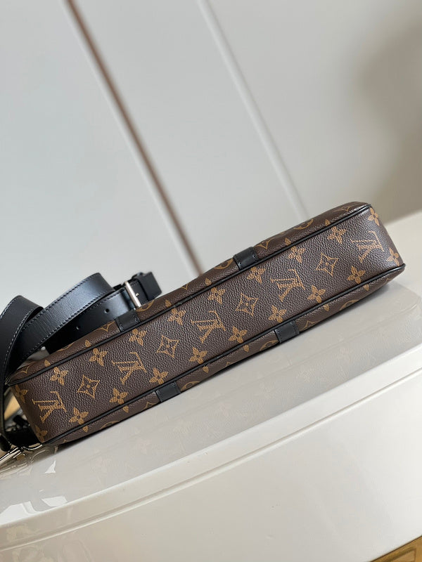 LOV - Luxurious Totes - 2023