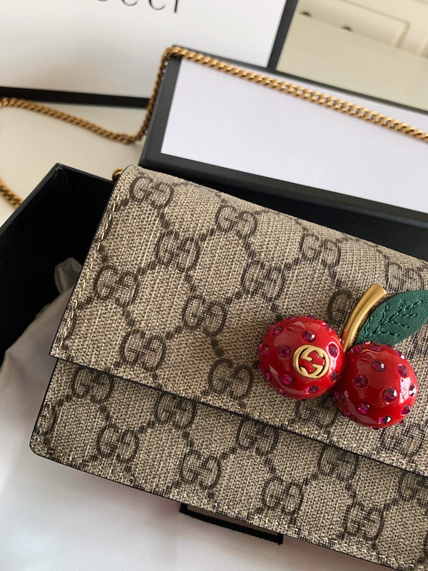 Luxurious Totes - Latest - 10011