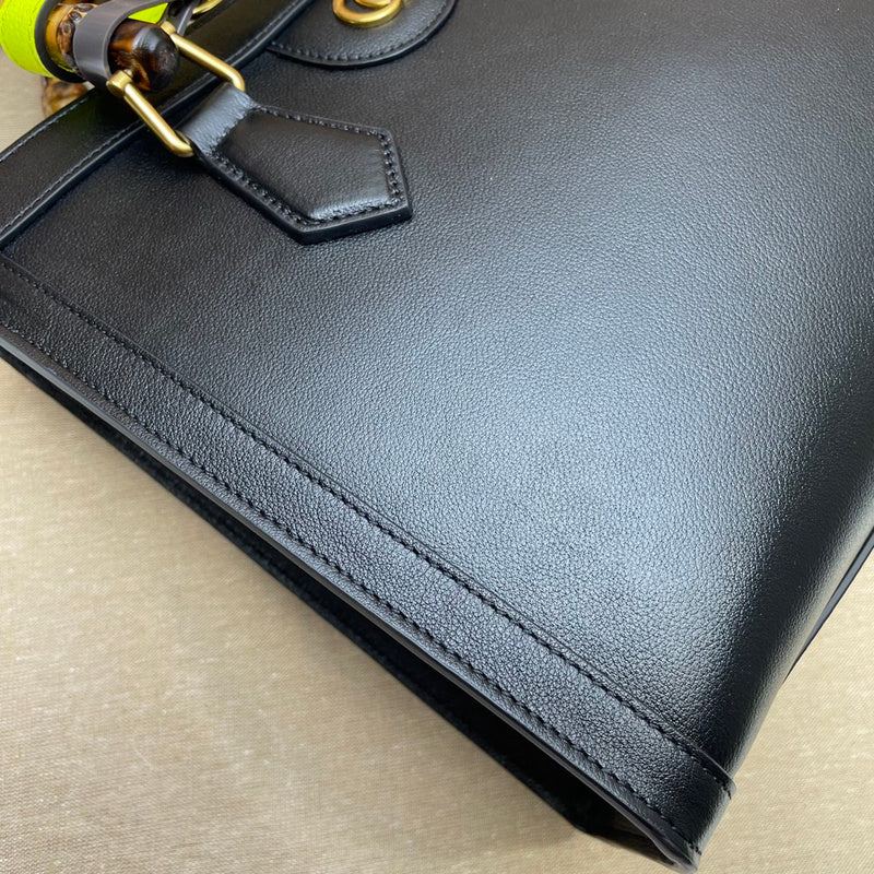 GUI - Luxurious Totes - 402