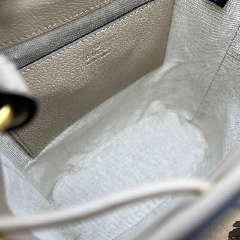 GUI - Luxurious Totes - 857