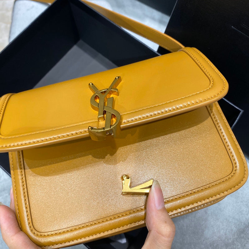 Luxurious Totes - Latest - 8202