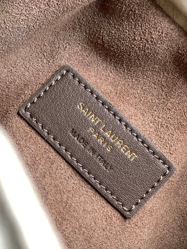 Luxurious Totes - Latest - 8169