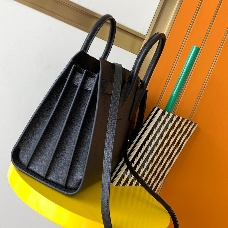 Luxurious Totes - Latest - 8141