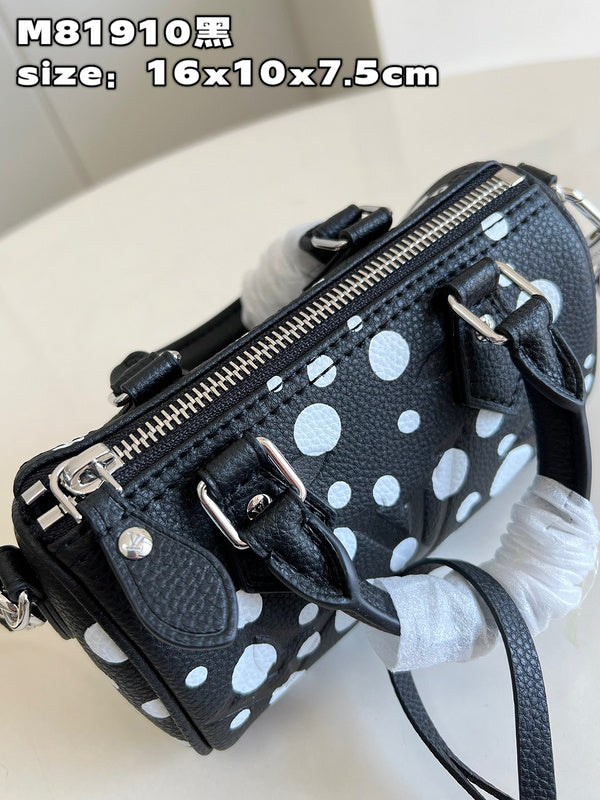 LOV - Luxurious Totes - 768