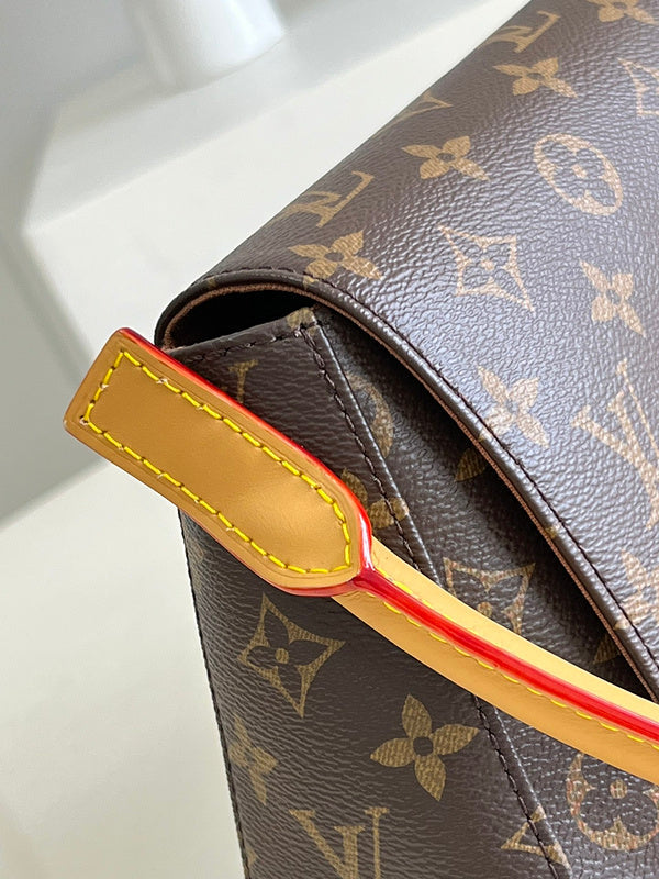 LOV - Luxurious Totes - 1481