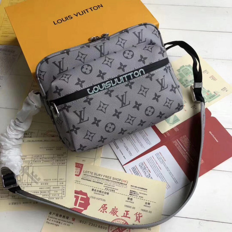 LOV - Luxurious Totes - 455