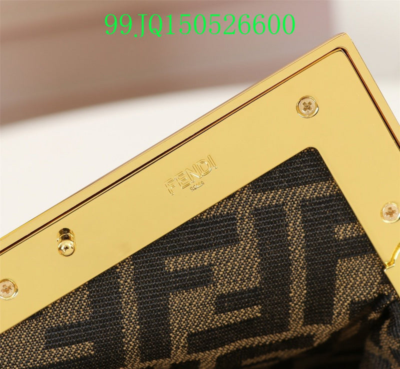 GC - Shoulder - 3185
