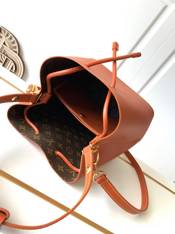 Luxurious Totes - Latest - 9725