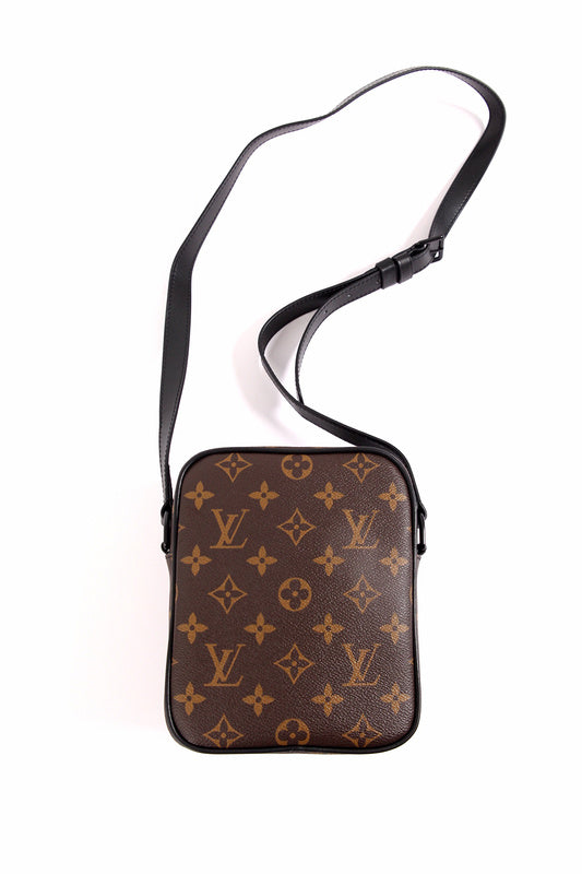 LOV - Luxurious Totes - 2412