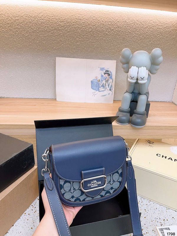 Luxurious Totes - CCH2 Bags - 005