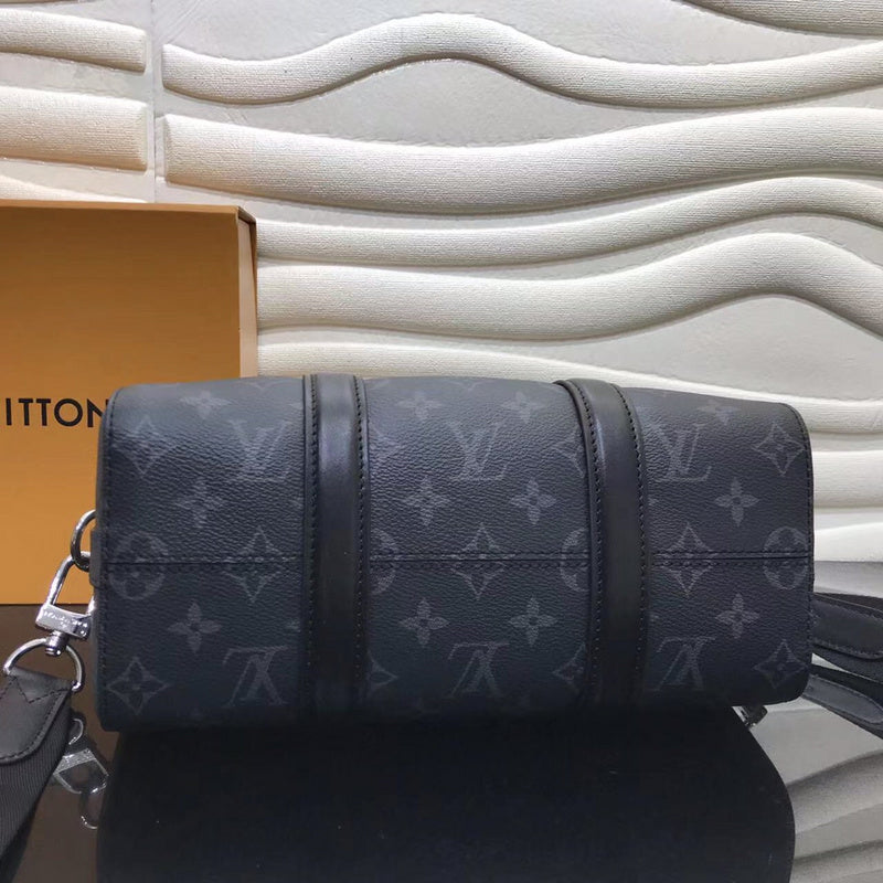 LOV - Luxurious Totes - 1130