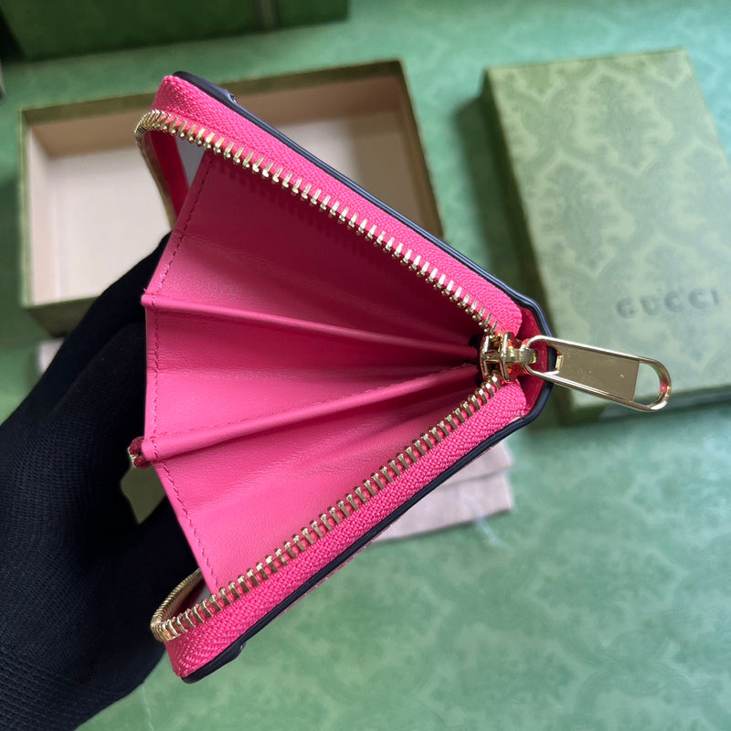 GUI - Luxurious Totes - 117