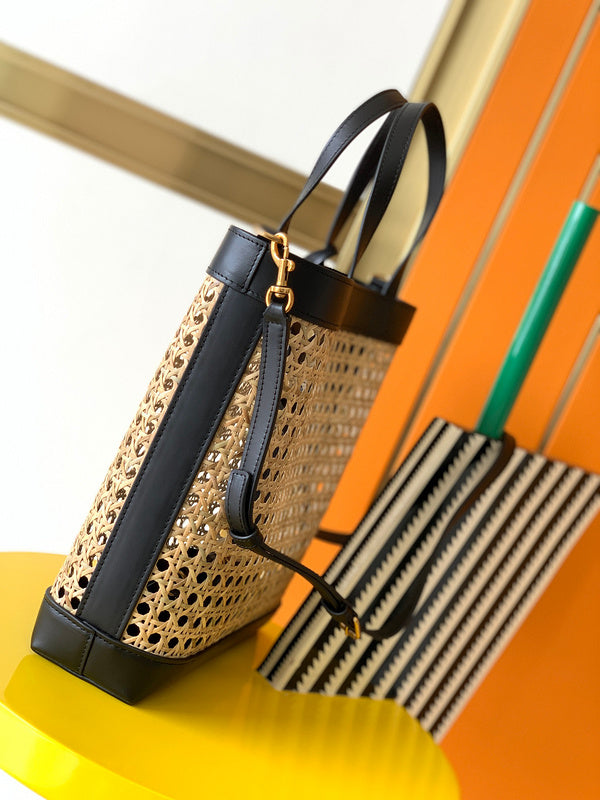 Luxurious Totes - Latest - 7922