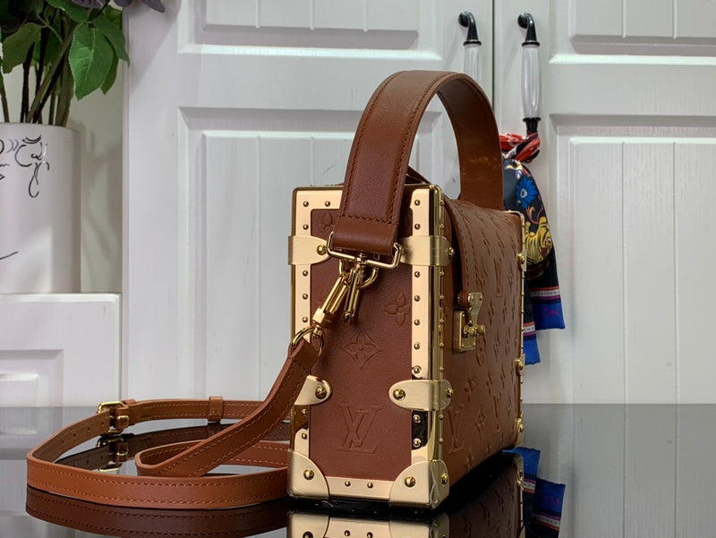 LOV - Luxurious Totes - 076