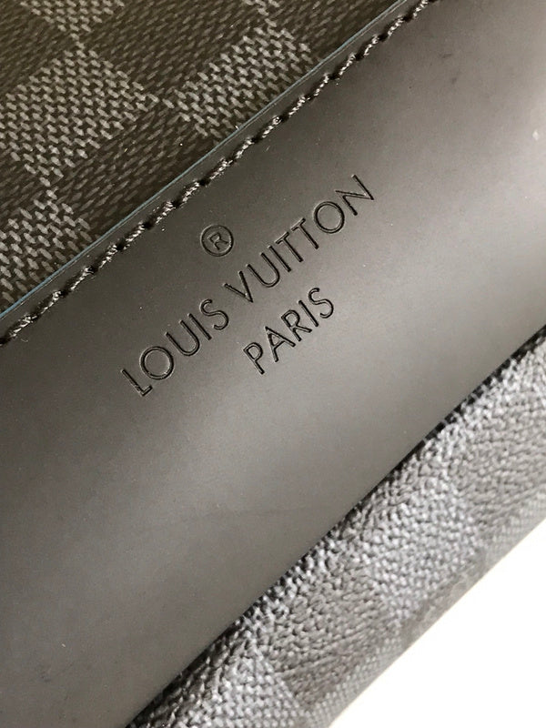 LOV - Luxurious Totes - 1930