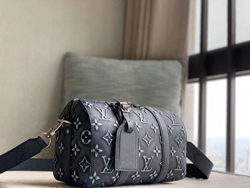 LOV - Luxurious Totes - 790