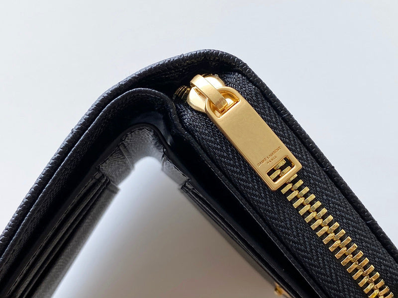 Luxurious Totes - Latest - 7104