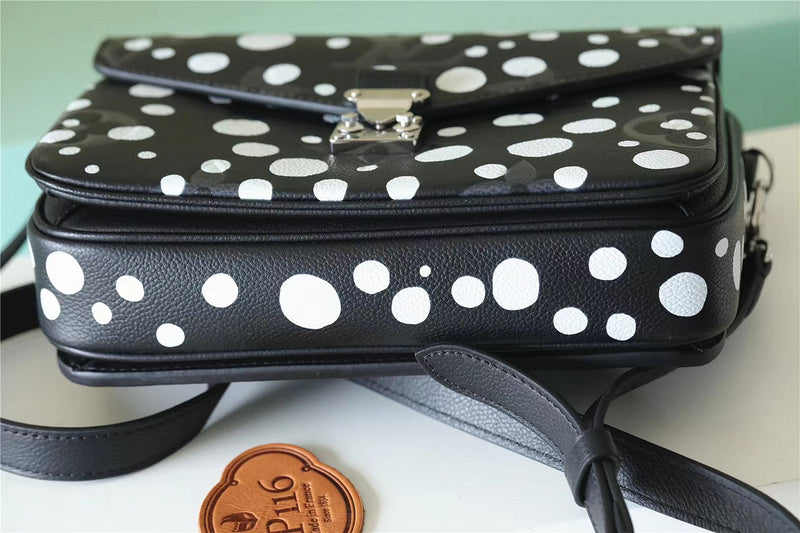 Lux-Totes - LOV Bags - 474