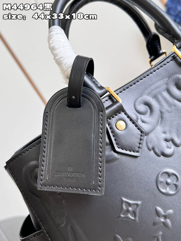 LOV - Luxurious Totes - 333