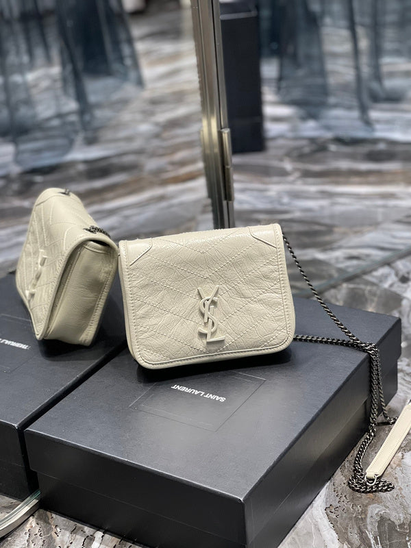 Luxurious Totes - Latest - 8394