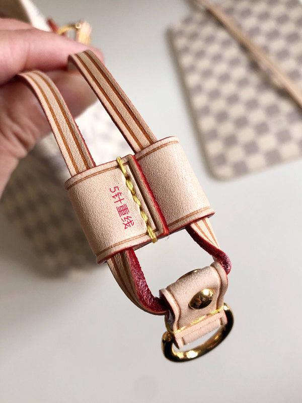 Luxurious Totes - Latest - 3612