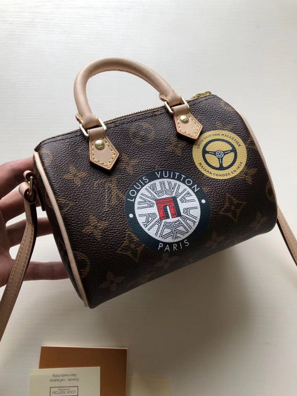 Luxurious Totes - Latest - 9700