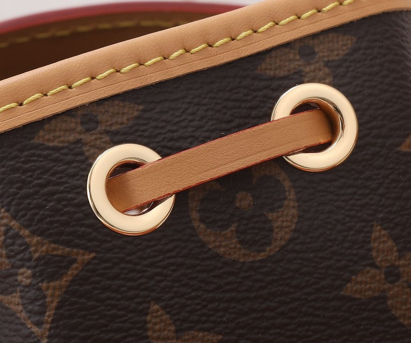 LOV - Luxurious Totes - 1661