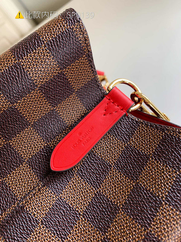 Luxurious Totes - Latest - 9764