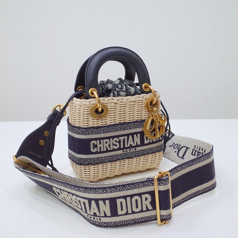 Luxurious Totes - Latest - 6249