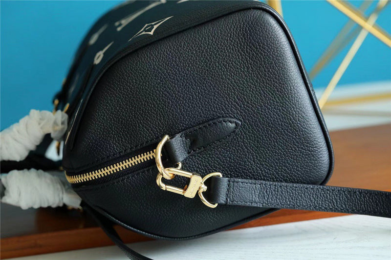 Lux-Totes - LOV Bags - 1095