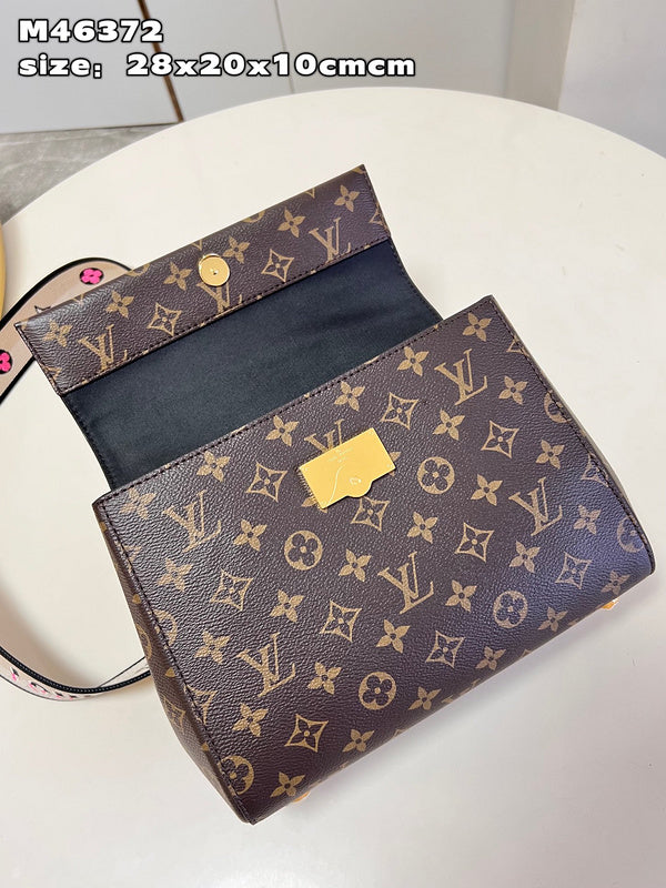 LOV - Luxurious Totes - 320