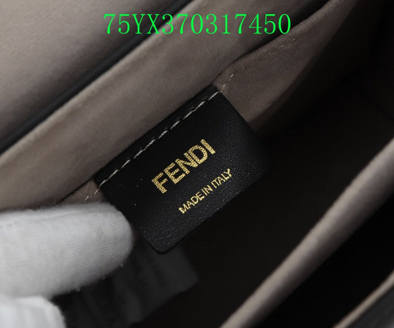 GC - Shoulder - 3366