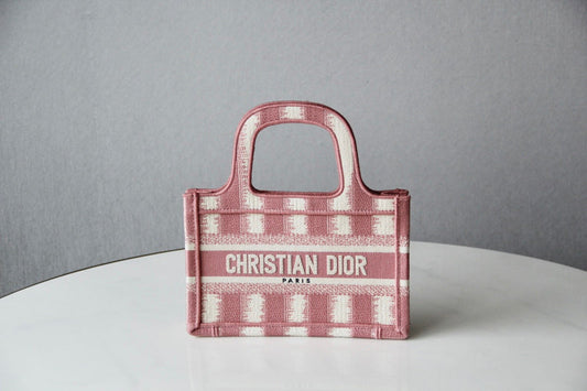 Luxurious Totes - Latest - 6526