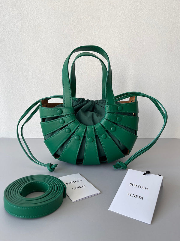 Luxurious Totes - Latest - 7053