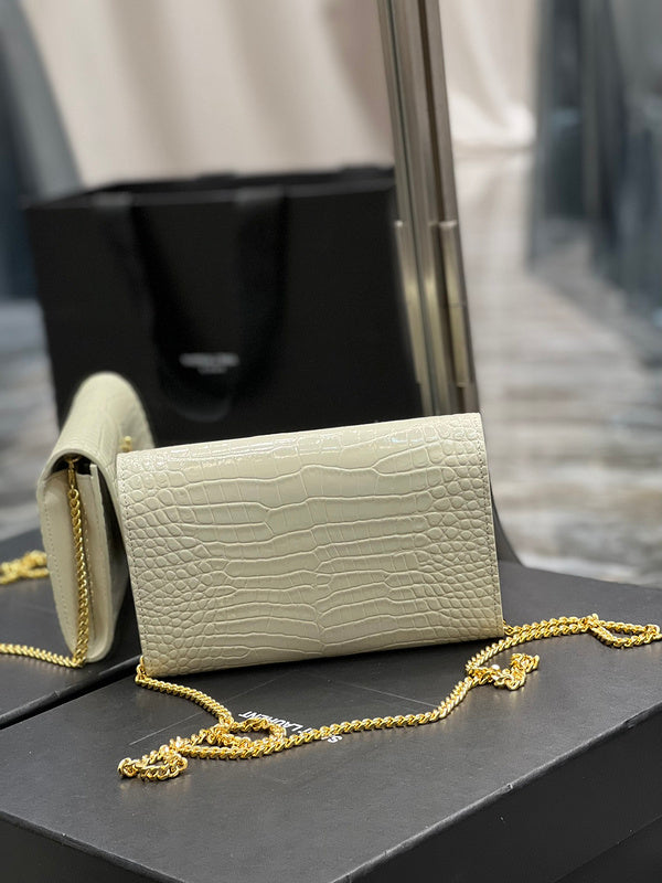 Luxurious Totes - Latest - 8495