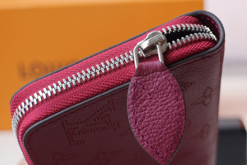 Luxurious Totes - Latest - 877
