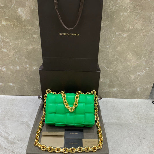 Luxurious-Totes - BV Bags - 1938