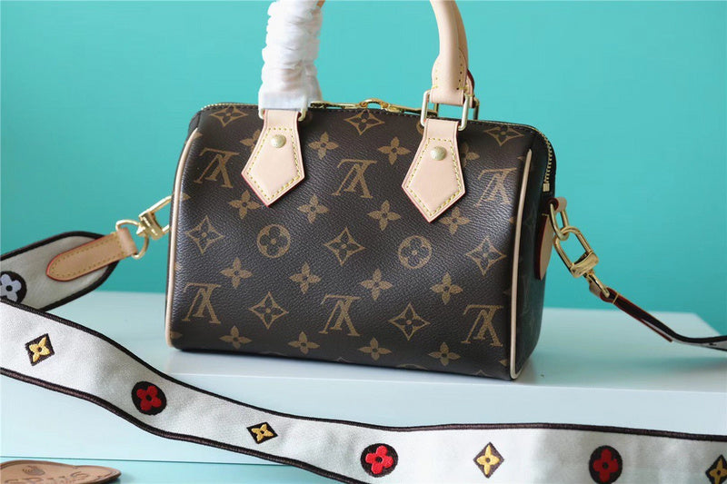 Lux-Totes - LOV Bags - 1162