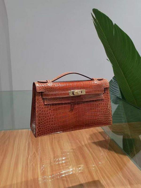 HMS - Luxurious Totes - 018