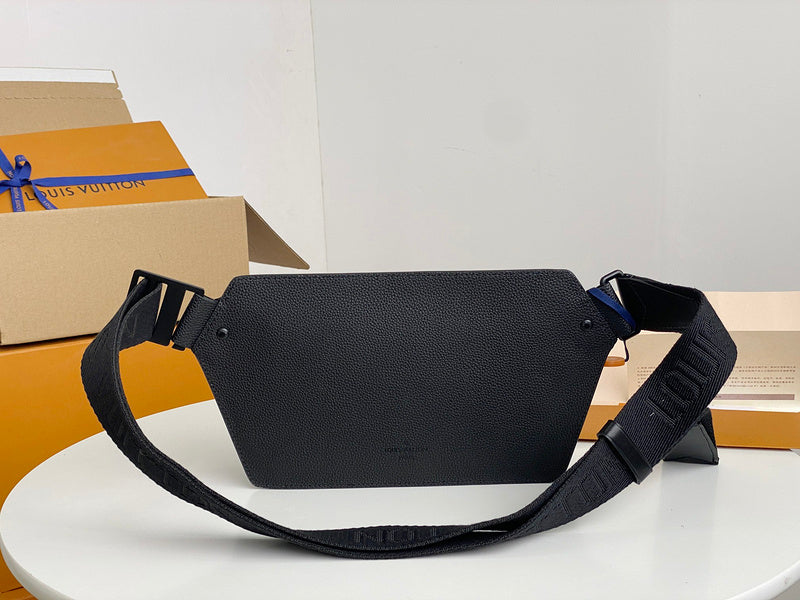 LOV - Luxurious Totes - 2438