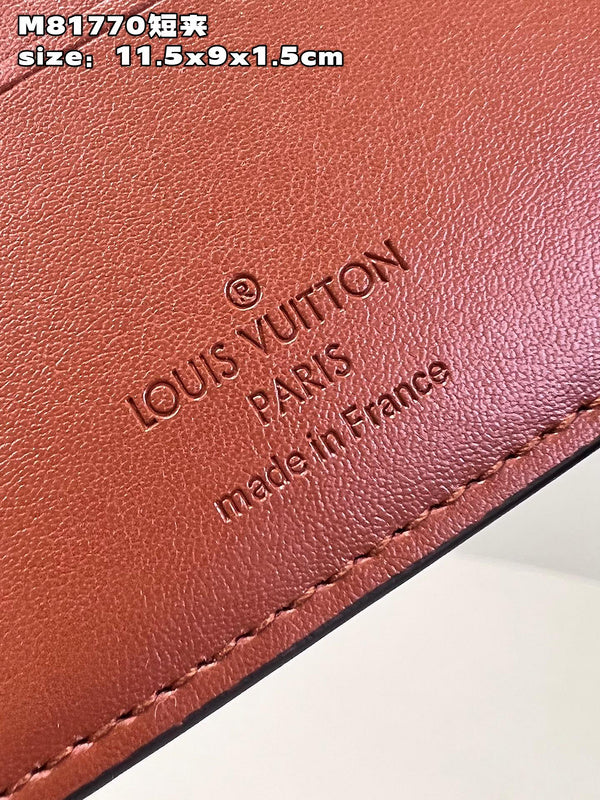 LOV - Luxurious Totes - 325
