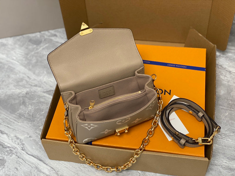 LOV - Luxurious Totes - 043